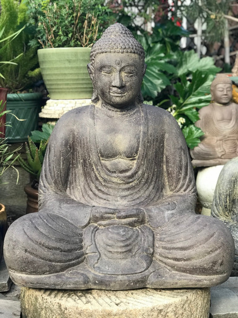 Stone shop buddha statues