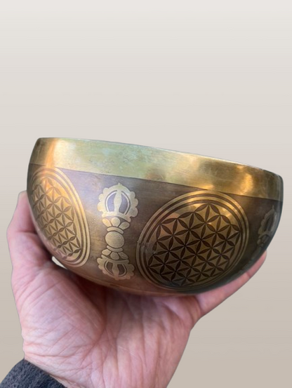 Sri Yantra Handmade Singing Bowl 6"