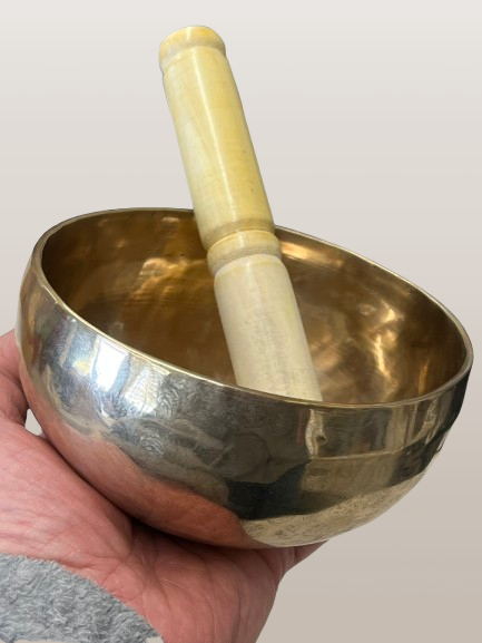 Artisan Crafted Singing Bowl 5.5"