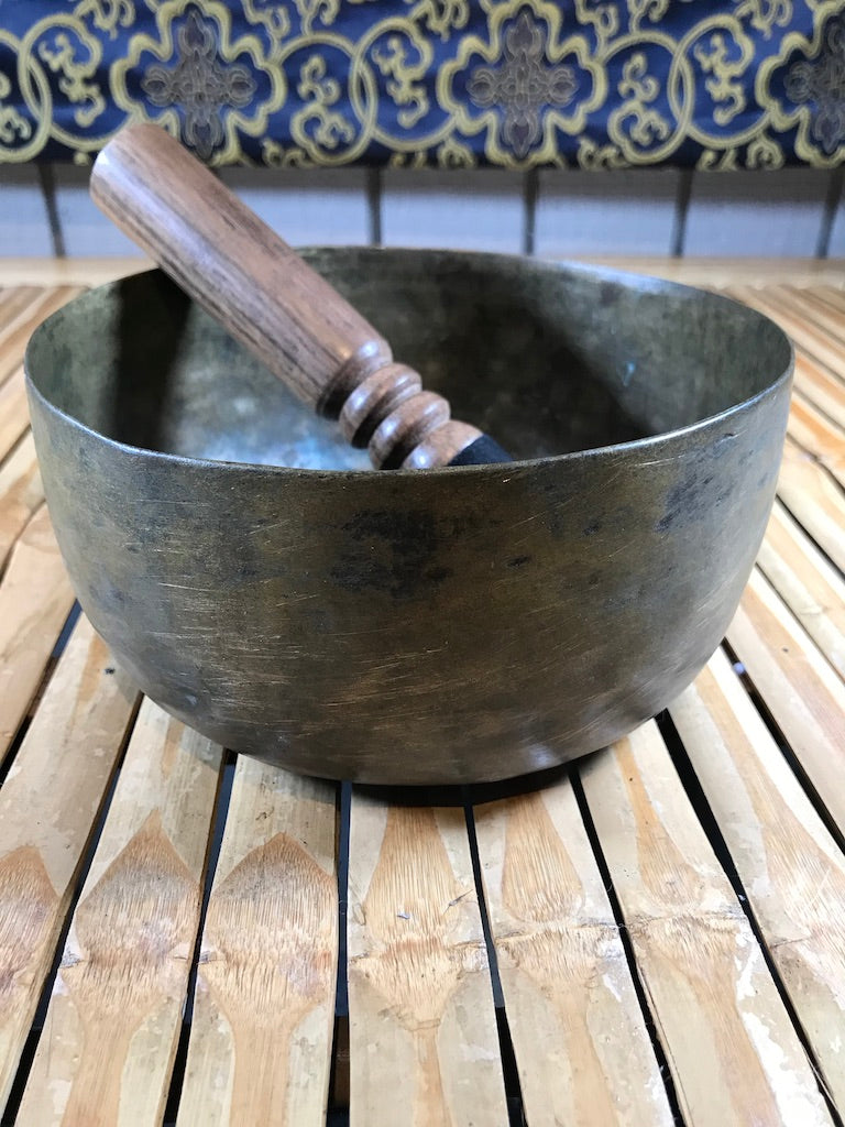 Vintage Handmade Singing Bowl 6.5" - Routes Gallery